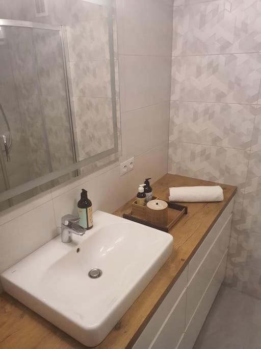 Apartament Przy Szkole Filmowej, Darmowy Parking وودج المظهر الخارجي الصورة